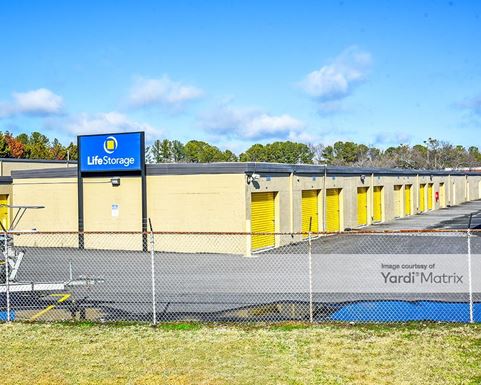 Source URL: https://cdnsc.rentcafe.com/dmslivecafe/3/1061249/1061249-1-3.jpg?width=-1&height=385&quality=80