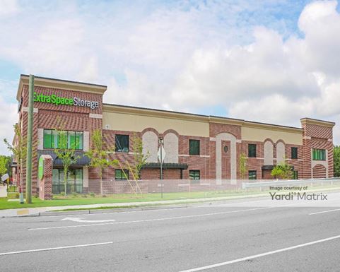 Source URL: https://cdnsc.rentcafe.com/dmslivecafe/3/1061276/1061276-1-2.jpg?width=-1&height=385&quality=80