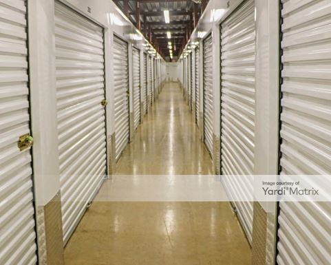 Source URL: https://cdnsc.rentcafe.com/dmslivecafe/3/1061276/1061276-1-4.jpg?width=-1&height=385&quality=80