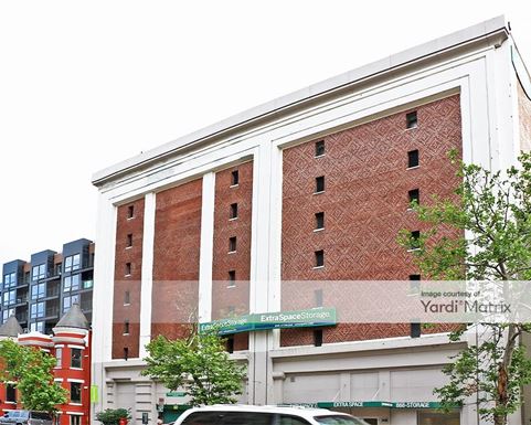 Source URL: https://cdnsc.rentcafe.com/dmslivecafe/3/1061287/1061287-1-4.jpg?width=-1&height=385&quality=80