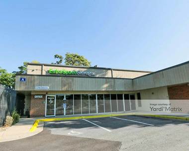 Storage Units for Rent available at 26 West Diamond Avenue, Gaithersburg, MD 20877
