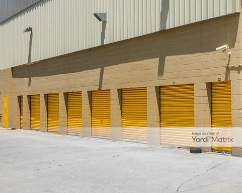 Source URL: https://cdnsc.rentcafe.com/dmslivecafe/3/1061289/1061289-1-2.jpg?width=-1&height=385&quality=80