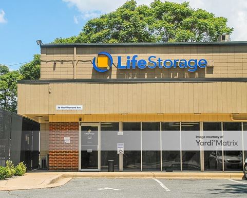 Source URL: https://cdnsc.rentcafe.com/dmslivecafe/3/1061289/1061289-1-3.jpg?width=-1&height=385&quality=80