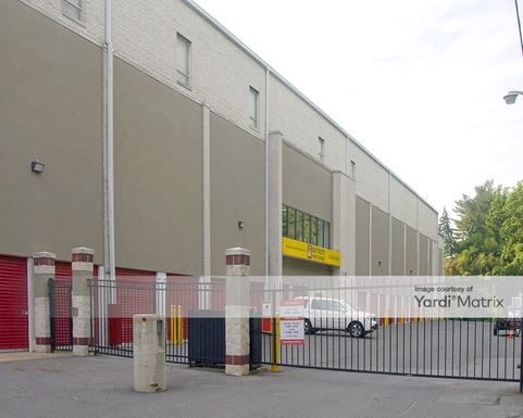 Source URL: https://cdnsc.rentcafe.com/dmslivecafe/3/1061297/1061297-1-4.jpg?width=-1&height=385&quality=80