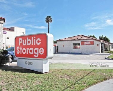 Storage Units for Rent available at 17300 Newhope Street, Fountain Valley, CA 92708