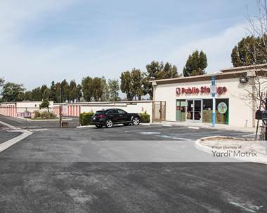 Storage Units for Rent available at 13241 Jeffrey Road, Irvine, CA 92620