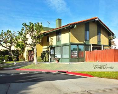 Storage Units for Rent available at 585 Porter Way, Placentia, CA 92870
