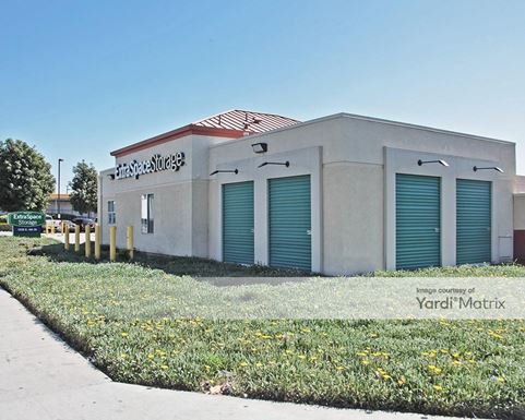 Source URL: https://cdnsc.rentcafe.com/dmslivecafe/3/1061327/1061327-1-4.jpg?width=-1&height=385&quality=80