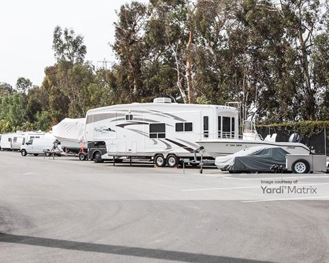 Source URL: https://cdnsc.rentcafe.com/dmslivecafe/3/1061332/1061332-1-4.jpg?width=-1&height=385&quality=80