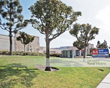 Storage Units for Rent available at 17292 Gothard Street, Huntington Beach, CA 92647