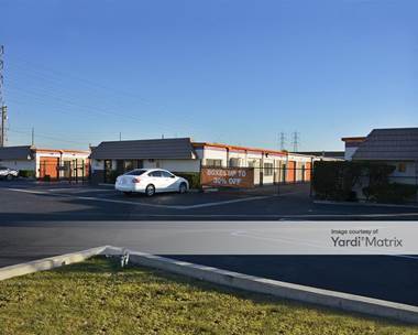 Storage Units for Rent available at 7482 Garden Grove Blvd, Westminster, CA 92683