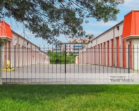 Source URL: https://cdnsc.rentcafe.com/dmslivecafe/3/1061386/1061386-1-3.jpg?width=-1&height=385&quality=80