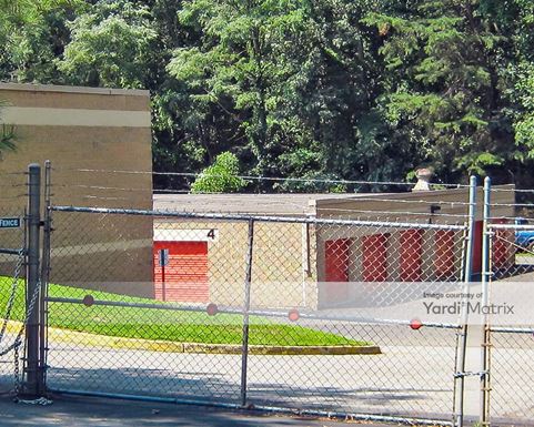 Source URL: https://cdnsc.rentcafe.com/dmslivecafe/3/1061398/1061398-1-6.jpg?width=-1&height=385&quality=80