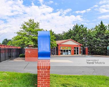 Storage Units for Rent available at 13901 Smoketown Road, Woodbridge, VA 22192
