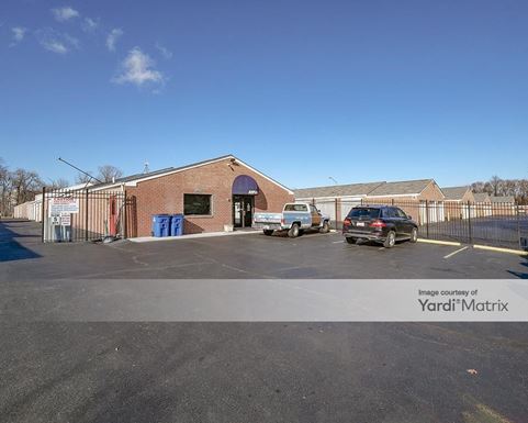 Source URL: https://cdnsc.rentcafe.com/dmslivecafe/3/1061407/1061407-1-5.jpg?width=-1&height=385&quality=80