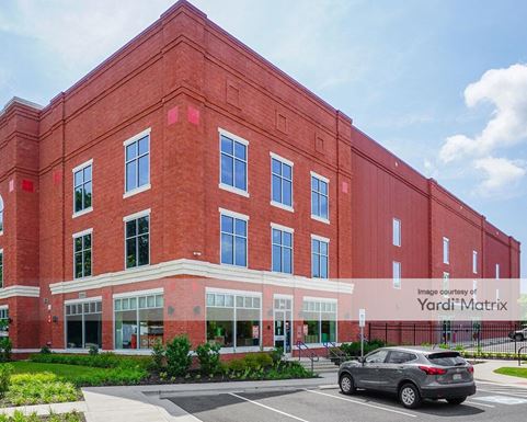 Source URL: https://cdnsc.rentcafe.com/dmslivecafe/3/1061413/1061413-1-2.jpg?width=-1&height=385&quality=80