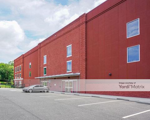 Source URL: https://cdnsc.rentcafe.com/dmslivecafe/3/1061413/1061413-1-5.jpg?width=-1&height=385&quality=80