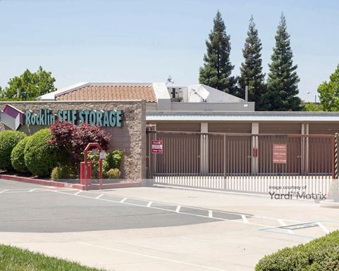 Source URL: https://cdnsc.rentcafe.com/dmslivecafe/3/1061432/1061432-1-2.jpg?width=-1&height=385&quality=80