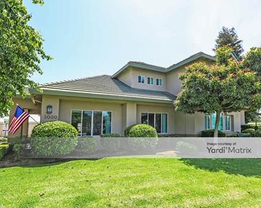 Storage Units for Rent available at 3000 Dwight Road, Elk Grove, CA 95758