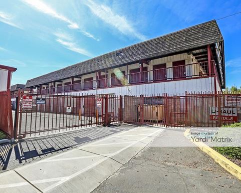 Source URL: https://cdnsc.rentcafe.com/dmslivecafe/3/1061447/1061447-1-6.jpg?width=-1&height=385&quality=80