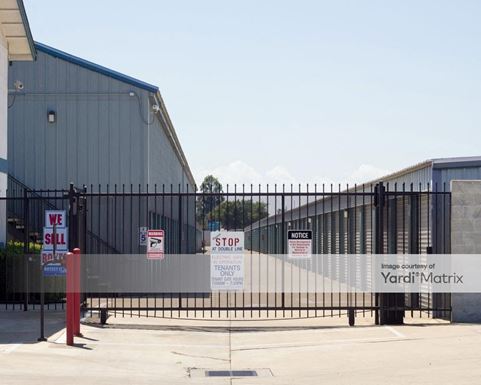 Source URL: https://cdnsc.rentcafe.com/dmslivecafe/3/1061448/1061448-1-4.jpg?width=-1&height=385&quality=80