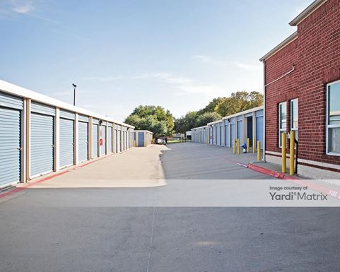 Source URL: https://cdnsc.rentcafe.com/dmslivecafe/3/1061482/1061482-1-3.jpg?width=-1&height=385&quality=80