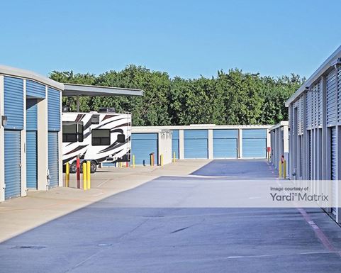 Source URL: https://cdnsc.rentcafe.com/dmslivecafe/3/1061483/1061483-1-4.jpg?width=-1&height=385&quality=80