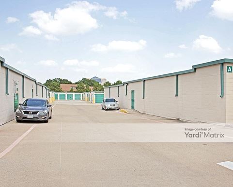 Source URL: https://cdnsc.rentcafe.com/dmslivecafe/3/1061489/1061489-1-4.jpg?width=-1&height=385&quality=80