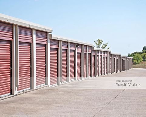 Source URL: https://cdnsc.rentcafe.com/dmslivecafe/3/1061493/1061493-1-4.jpg?width=-1&height=385&quality=80