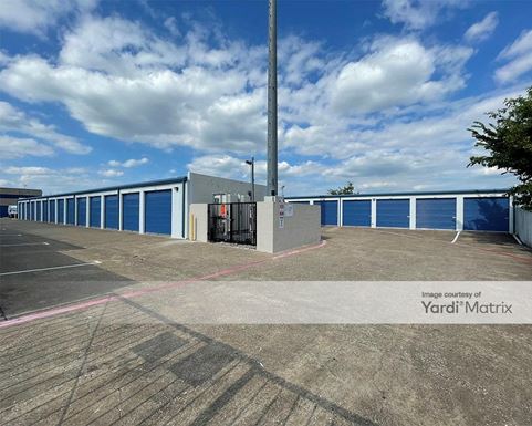 Source URL: https://cdnsc.rentcafe.com/dmslivecafe/3/1061495/1061495-1-6.jpg?width=-1&height=385&quality=80