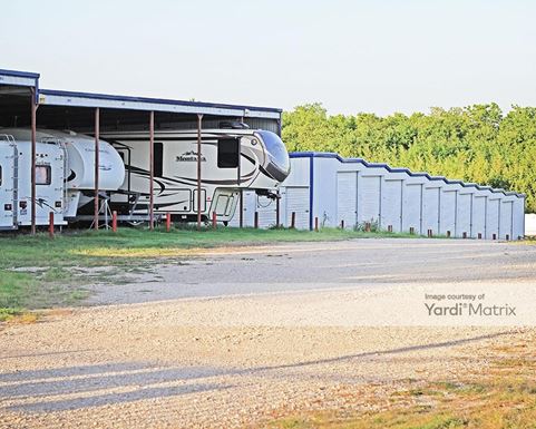 Source URL: https://cdnsc.rentcafe.com/dmslivecafe/3/1061498/1061498-1-3.jpg?width=-1&height=385&quality=80