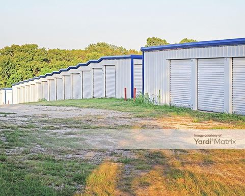 Source URL: https://cdnsc.rentcafe.com/dmslivecafe/3/1061498/1061498-1-4.jpg?width=-1&height=385&quality=80