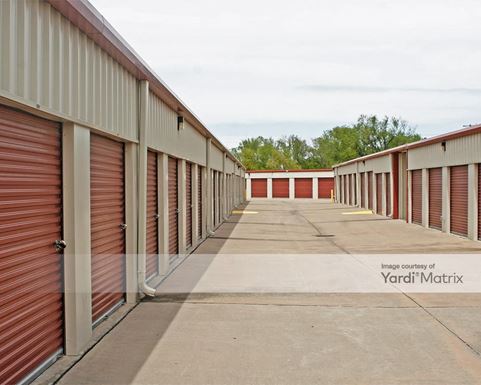 Source URL: https://cdnsc.rentcafe.com/dmslivecafe/3/1061506/1061506-1-4.jpg?width=-1&height=385&quality=80