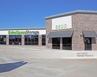 Storage Units for Rent available at 6600 K Avenue, Plano, TX 75074