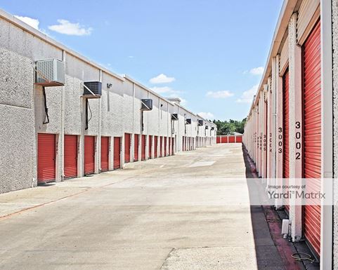 Source URL: https://cdnsc.rentcafe.com/dmslivecafe/3/1061511/1061511-1-3.jpg?width=-1&height=385&quality=80