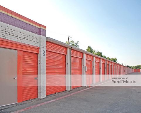 Source URL: https://cdnsc.rentcafe.com/dmslivecafe/3/1061515/1061515-1-4.jpg?width=-1&height=385&quality=80