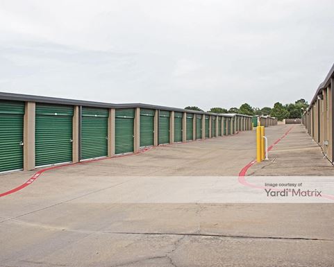 Source URL: https://cdnsc.rentcafe.com/dmslivecafe/3/1061519/1061519-1-4.jpg?width=-1&height=385&quality=80