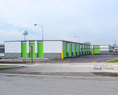 Source URL: https://cdnsc.rentcafe.com/dmslivecafe/3/1061522/1061522-1-5.jpg?width=-1&height=385&quality=80