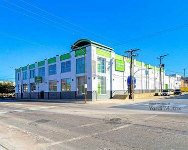 Storage Units for Rent available at 615 West Pershing Road, Chicago, IL 60609