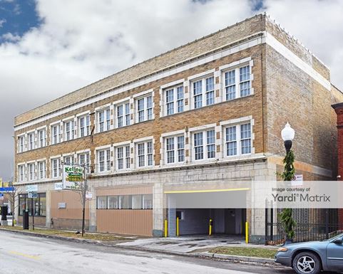 Source URL: https://cdnsc.rentcafe.com/dmslivecafe/3/1061534/1061534-1-3.jpg?width=-1&height=385&quality=80