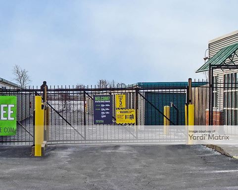 Source URL: https://cdnsc.rentcafe.com/dmslivecafe/3/1061538/1061538-1-4.jpg?width=-1&height=385&quality=80