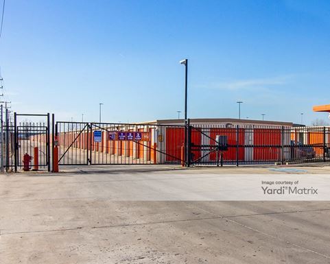 Source URL: https://cdnsc.rentcafe.com/dmslivecafe/3/1061543/1061543-1-2.jpg?width=-1&height=385&quality=80