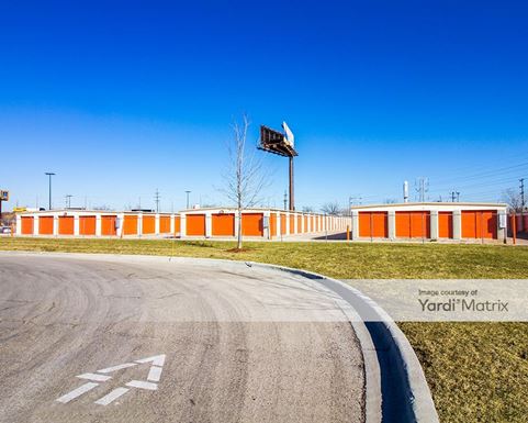 Source URL: https://cdnsc.rentcafe.com/dmslivecafe/3/1061543/1061543-1-4.jpg?width=-1&height=385&quality=80