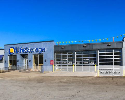 Source URL: https://cdnsc.rentcafe.com/dmslivecafe/3/1061547/1061547-1-3.jpg?width=-1&height=385&quality=80