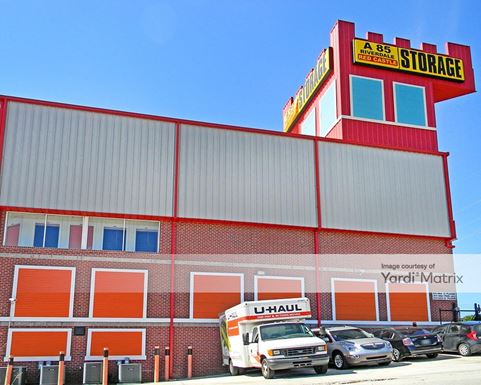 Source URL: https://cdnsc.rentcafe.com/dmslivecafe/3/1061598/1061598-1-4.jpg?width=-1&height=385&quality=80