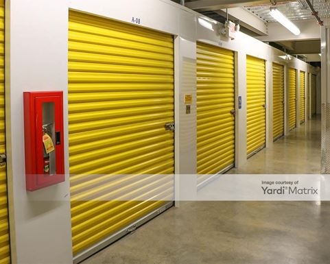 Source URL: https://cdnsc.rentcafe.com/dmslivecafe/3/1061614/1061614-1-3.jpg?width=-1&height=385&quality=80