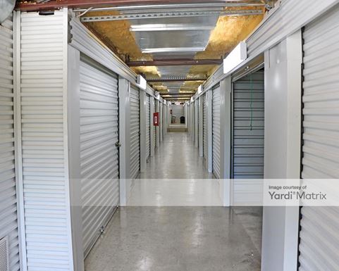 Source URL: https://cdnsc.rentcafe.com/dmslivecafe/3/1061631/1061631-1-3.jpg?width=-1&height=385&quality=80