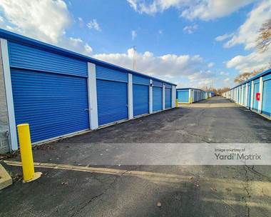 Storage Units for Rent available at 1344 West 105th Street, Chicago, IL 60643