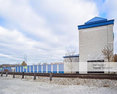 Source URL: https://cdnsc.rentcafe.com/dmslivecafe/3/1061636/1061636-1-4.jpg?width=-1&height=385&quality=80