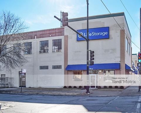 Source URL: https://cdnsc.rentcafe.com/dmslivecafe/3/1061637/1061637-1-3.jpg?width=-1&height=385&quality=80